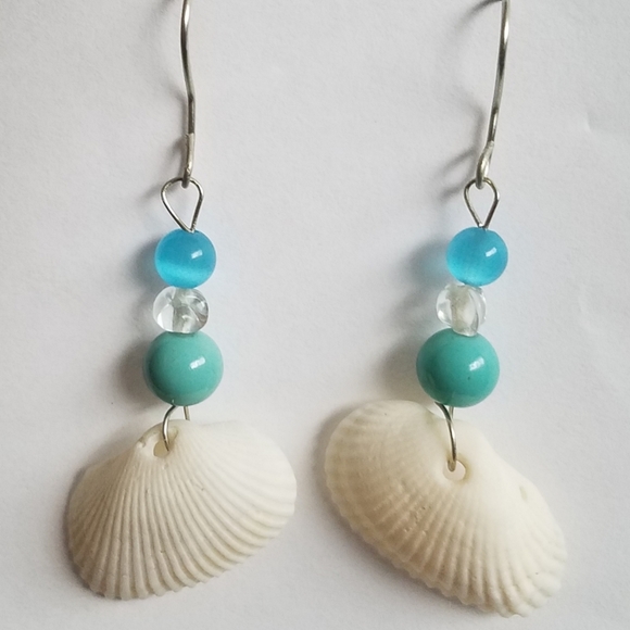Handmade Unique Shell Earrings! Sharks Teeth Too! - Picture 5 of 11